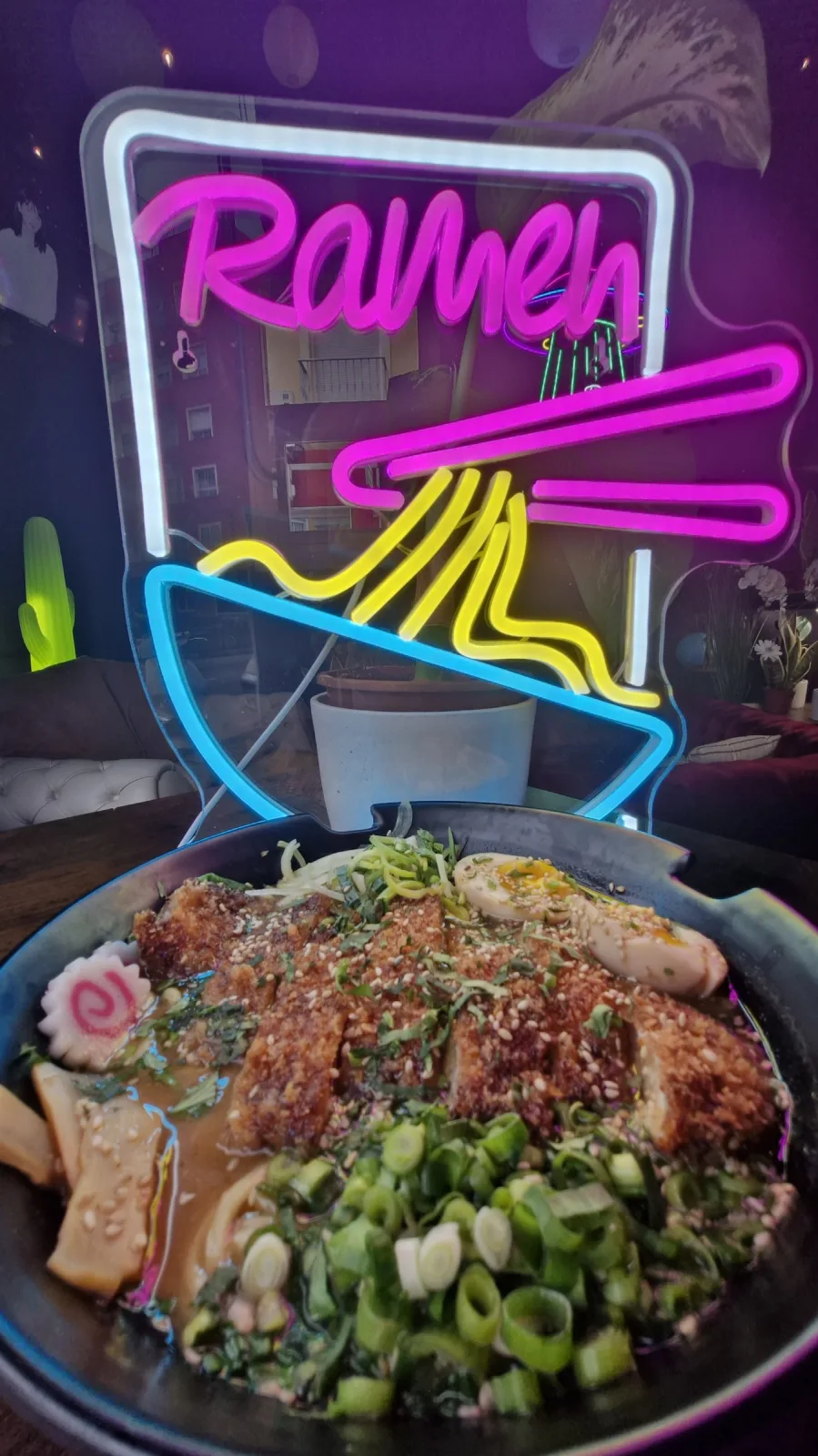 Guau Dénia — restaurante japonés en Dénia